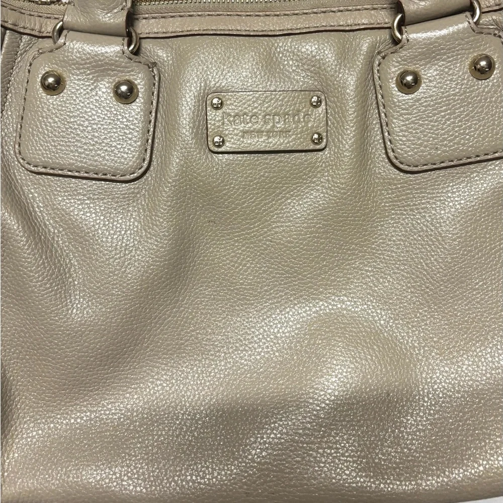 Kate Spade Baxter Street Marian Beige Leather Satchel Purse Flaw Pen‎ Mark C Pic
